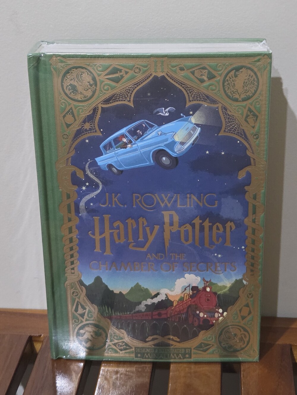 Harry Potter and the Chamber of Secrets - Green/Blue Illustrated Hardcover NEW
